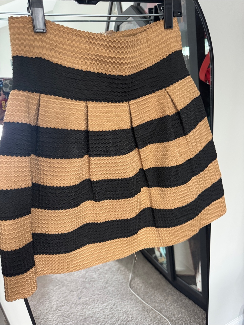 Women’s Black and Tan Striped Pleated Skirt